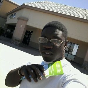 Meet your Posher, Travis